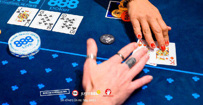 Holdear cartas de poker