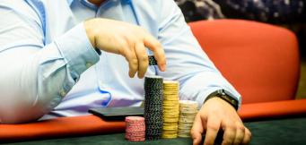 Trio en poker