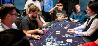 MTT Poker 